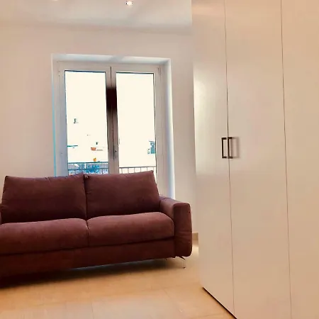 Attico Palazzo Di Vetro * ルイーノ