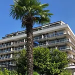 アパート Attico Palazzo Di Vetro *