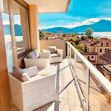 Attico Palazzo Di Vetro Appartamento Luino