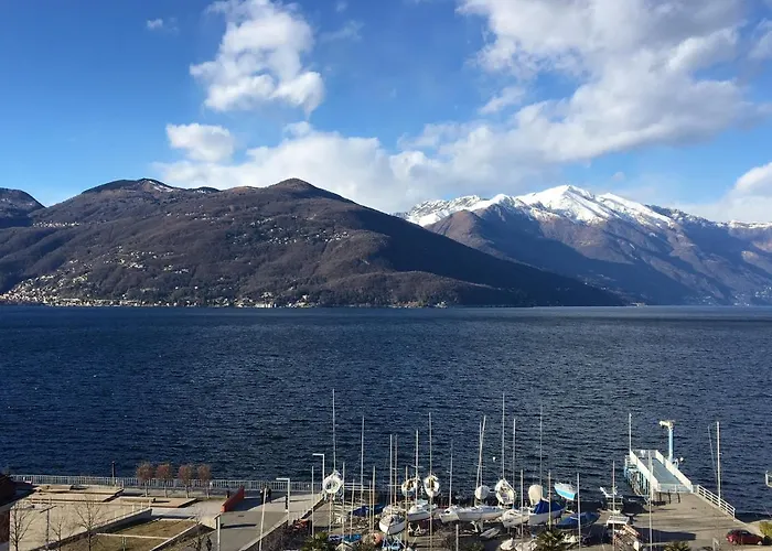 Attico Palazzo Di Vetro 아파트