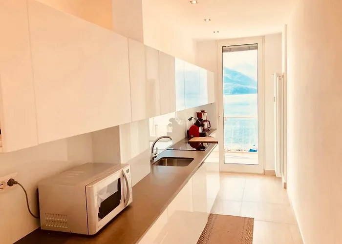 Attico Palazzo Di Vetro 아파트 *